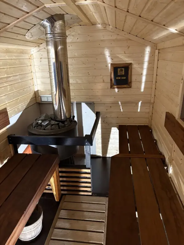 Vihtori saunakärry sisältä